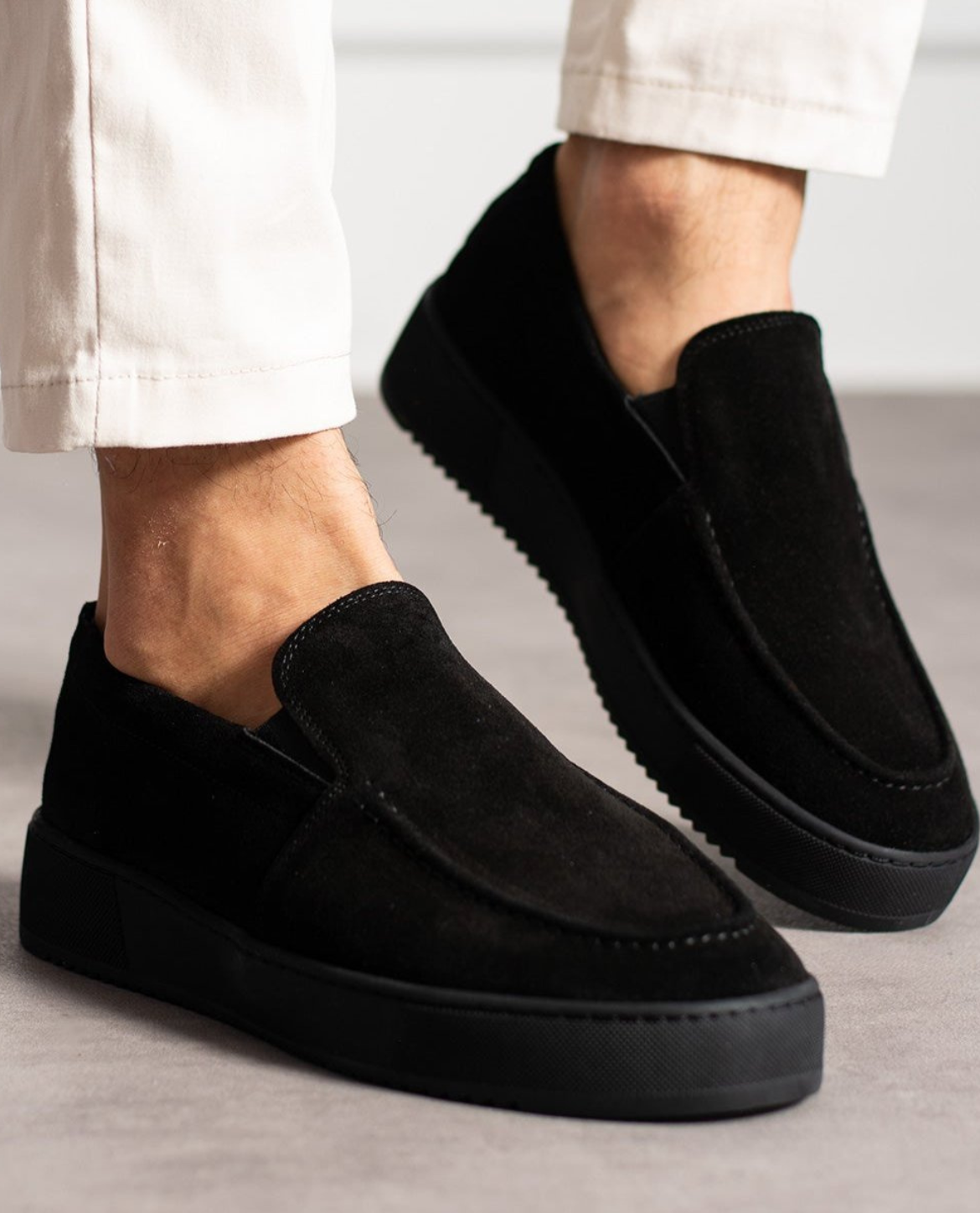 Capri Sneakers