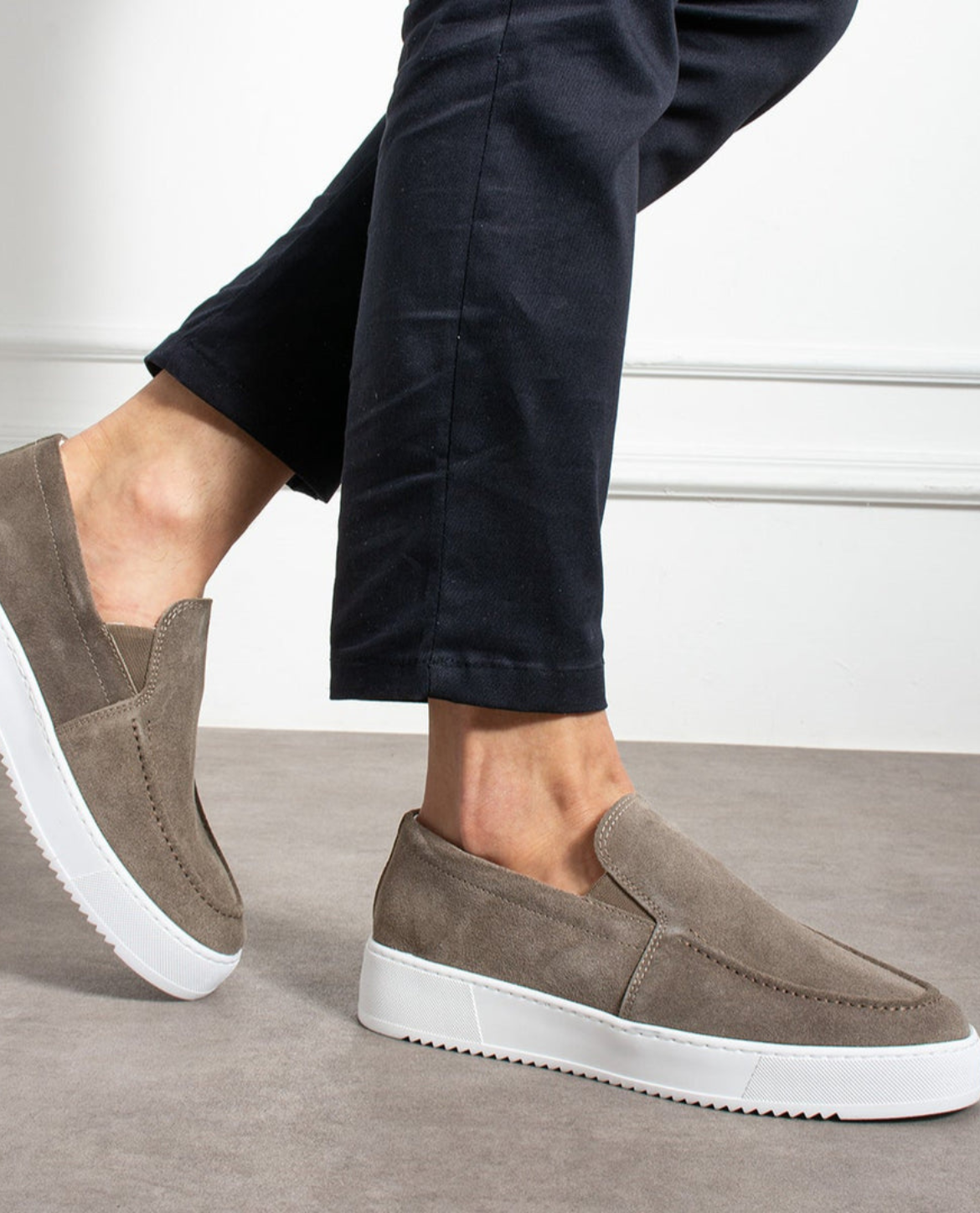 Capri Sneakers