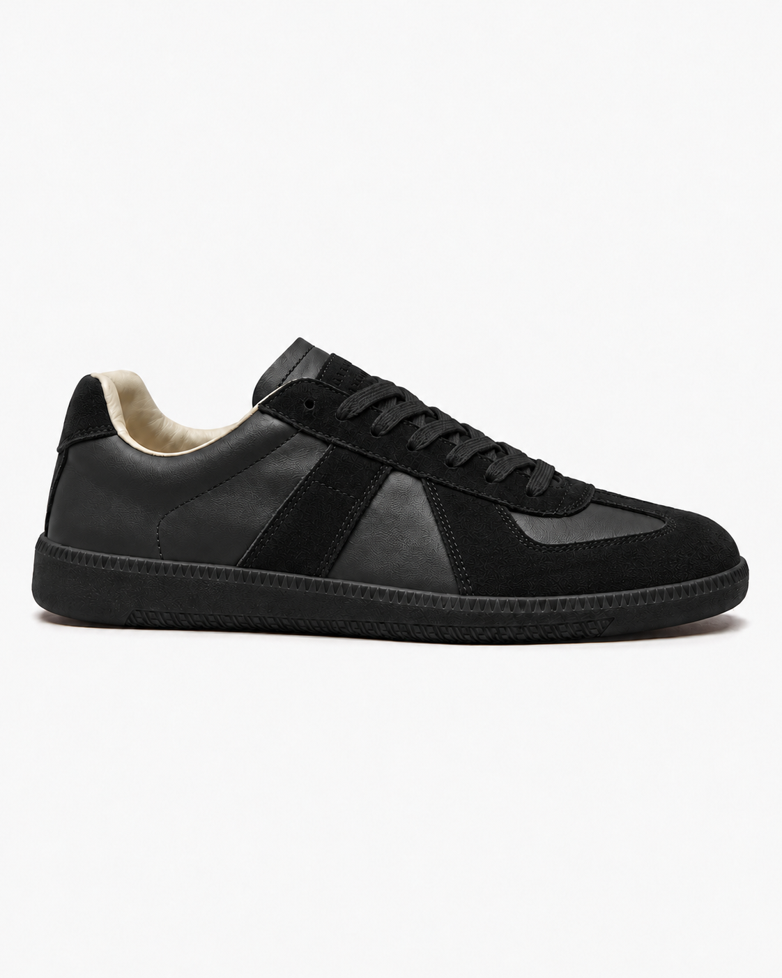 Milano – Triple Black