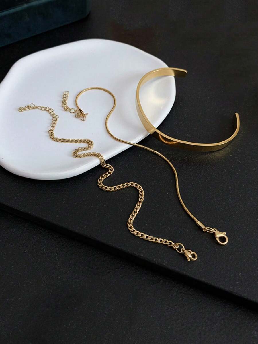 The Cuff Set