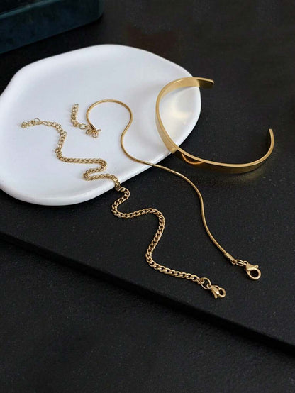The Cuff Set
