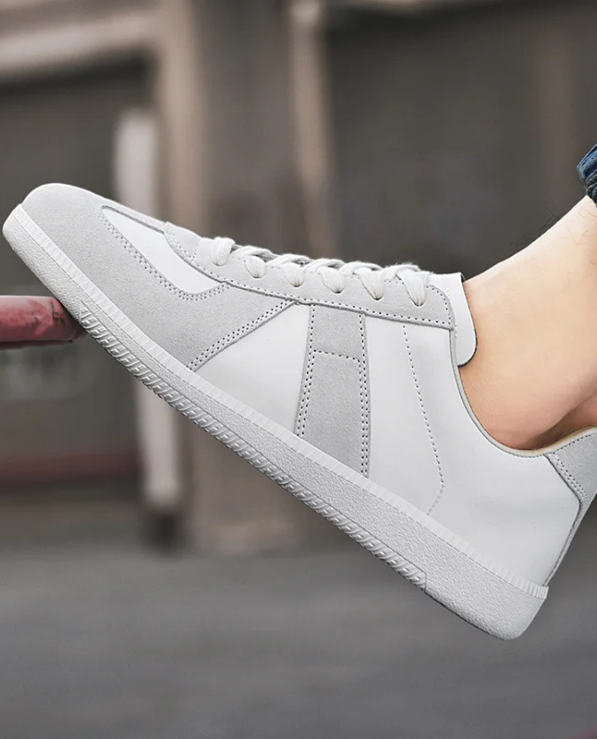 Lucera Panel Sneakers