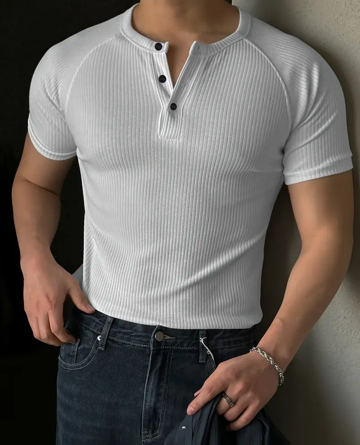 Henlow Tee