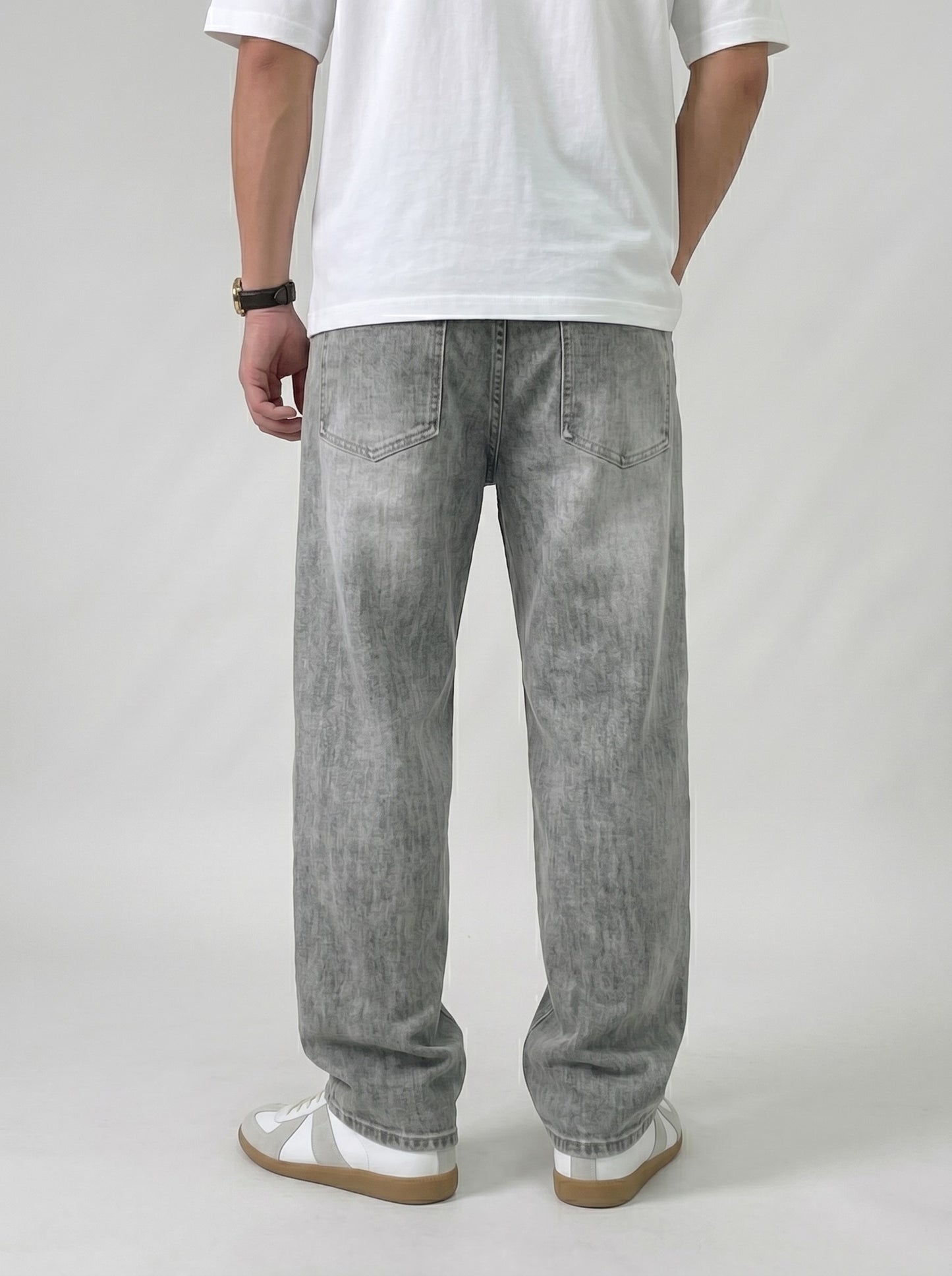 Ashen Jean